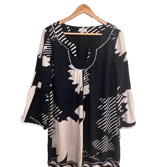 Crown & Ivy Navy Shift Dress 3/4 Sleeve 10 classic preppy Spring Floral chic - Picture 4 of 8